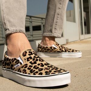 Vans leopard slide ons
